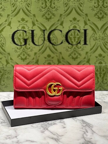 Gucci GUCCİ