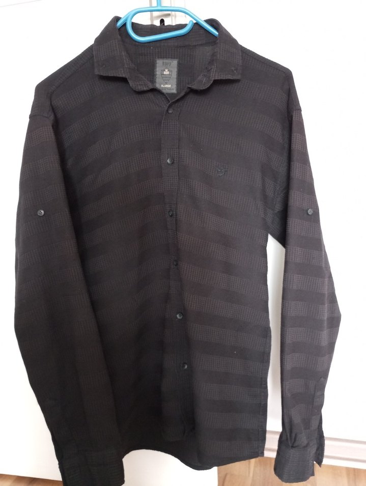 Düğmeli Siyah Erkek Uzun Kollu Gömlek - Görsel 2