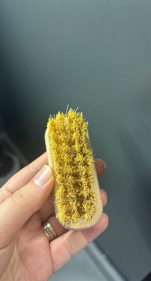 Bej Ahşap Saplı tırnak fırçası - Görsel 2