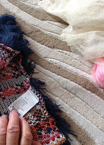 Kız Çocuk Çok Renkli Nakışlı Örgü Panço - Görsel 5