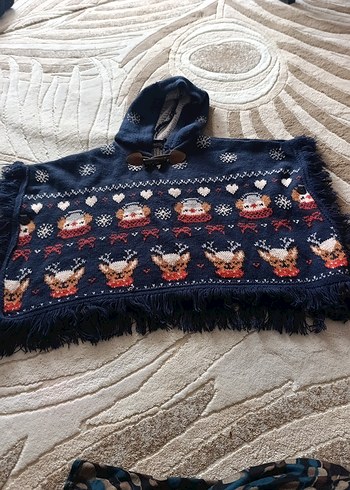 Kız Çocuk Çok Renkli Nakışlı Örgü Panço - Görsel 2