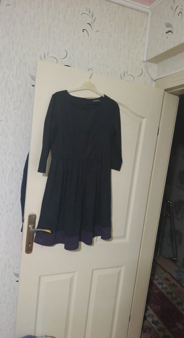 Siyah Midi Piliseli Uzun Kollu Kadın Elbise - Görsel 3