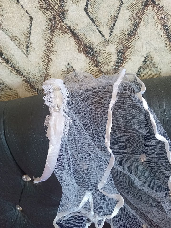 Dantel Detaylı Beyaz Gothic Gelin Duvağı - Görsel 3