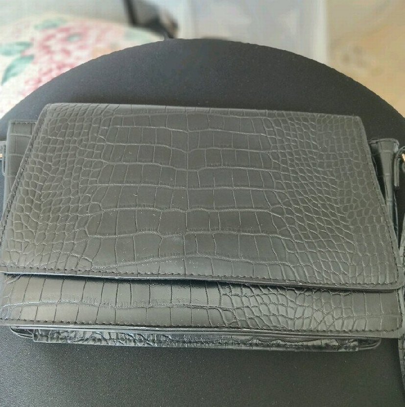 Gri Yılan Derisi Desenli Deri Kadın Portföy Çanta - Görsel 2