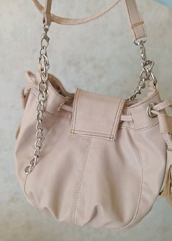 Bej Zincir Detaylı Kadın Deri Çanta - Görsel 3