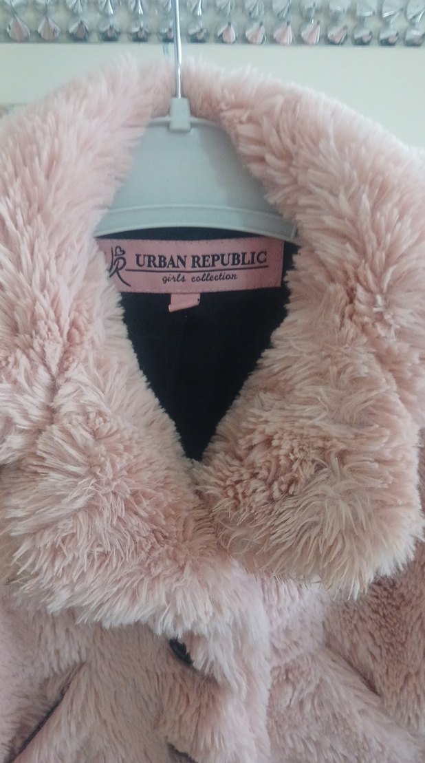 Peluş Detaylı Pembe Kız Çocuk Mont - Görsel 2