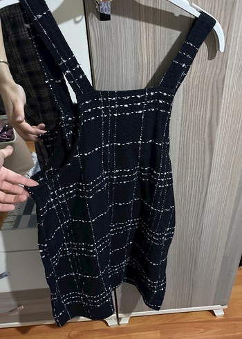 Siyah Kareli Askılı Mini Tulum - Görsel 4