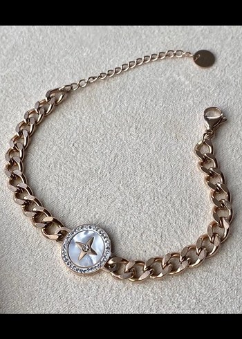 Zincir çelik Detaylı Parlak Altın Kadın Bileklik - Görsel 2