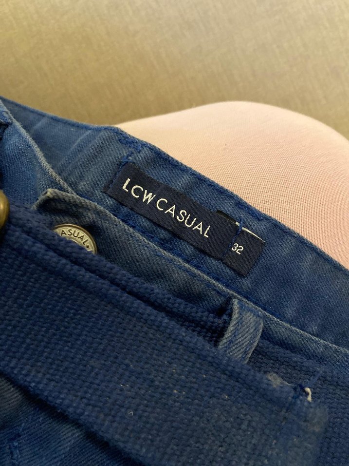 Kemerli Mavi Denim Midi Şort - Görsel 3