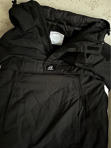 s Beden PULL&BEAR kanguru mont