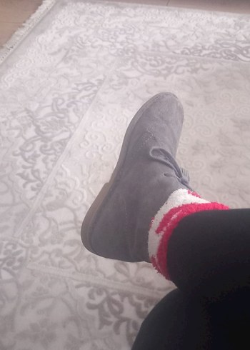 muda marka Gri Süet Kadın 2 cm topuklu Bot - Görsel 3