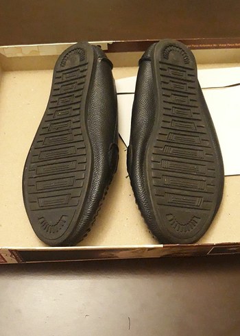 Siyah Deri Tokalı Kadın Düz Ayakkabı - Görsel 4