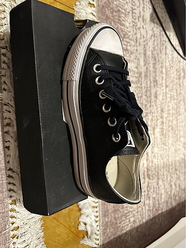 37 Beden siyah Renk Converse Platform Deri
