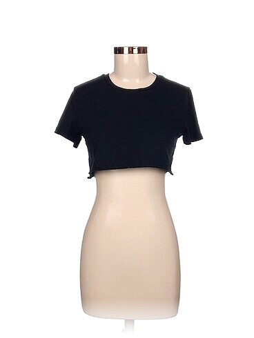 Diğer T-shirt %70 İndirimli.