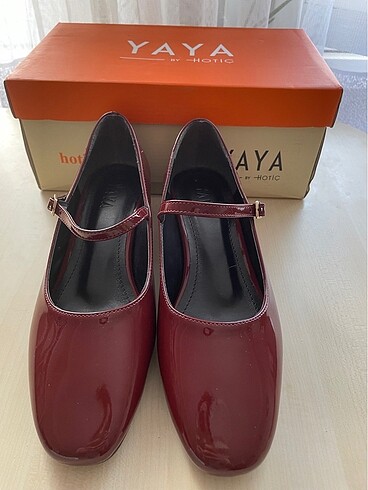 Bordo Mary Jane ayakkabı