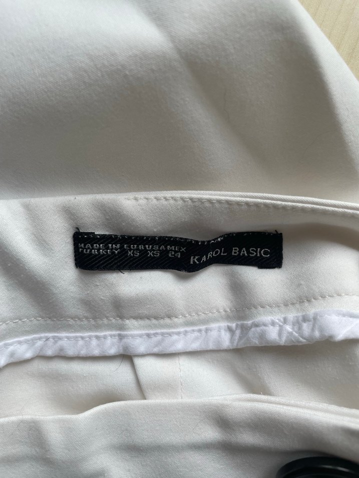 Karol Düğmeli Beyaz Mini Yüksek Bel Kadın Şort Etek - Görsel 3