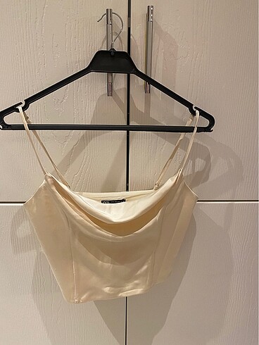 Zara Saten üst