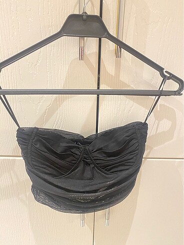 Zara Siyah Tüllü Crop
