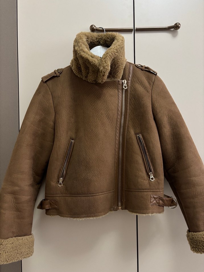 Stradivarius Kürk Detaylı Süet Biker Ceket - Görsel 3