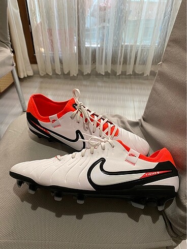 Nike Tiempo Legend 10 Pro Krampon