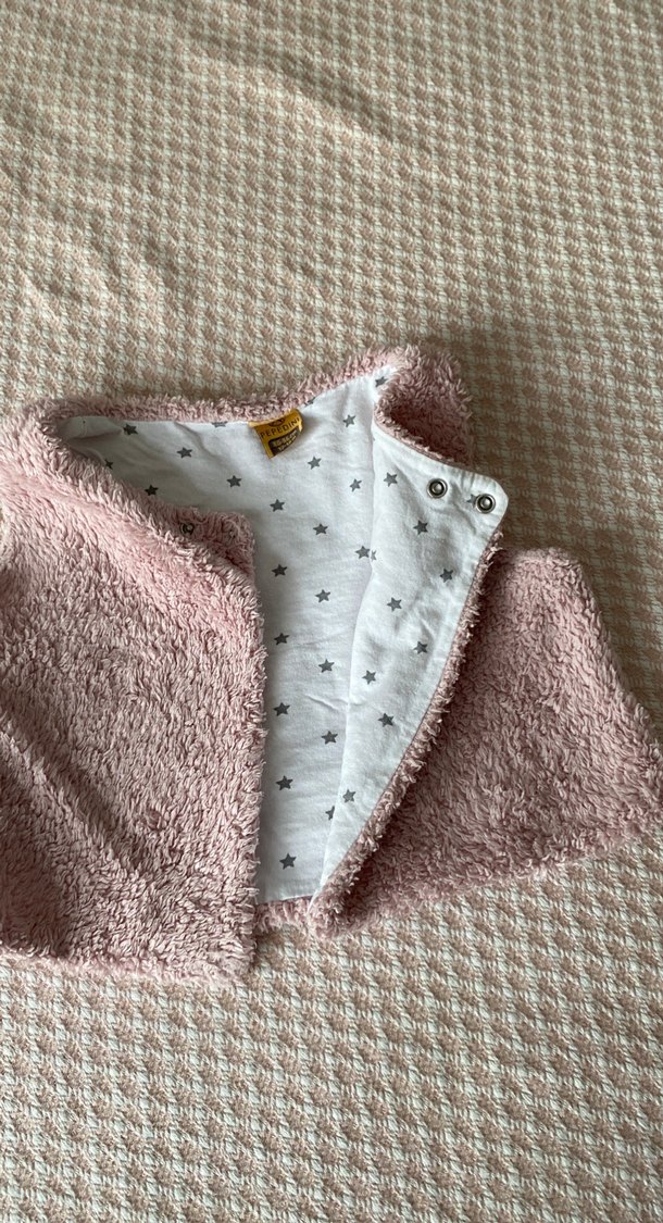 Kız Çocuk Pembe Kürklü Yelek - Görsel 3