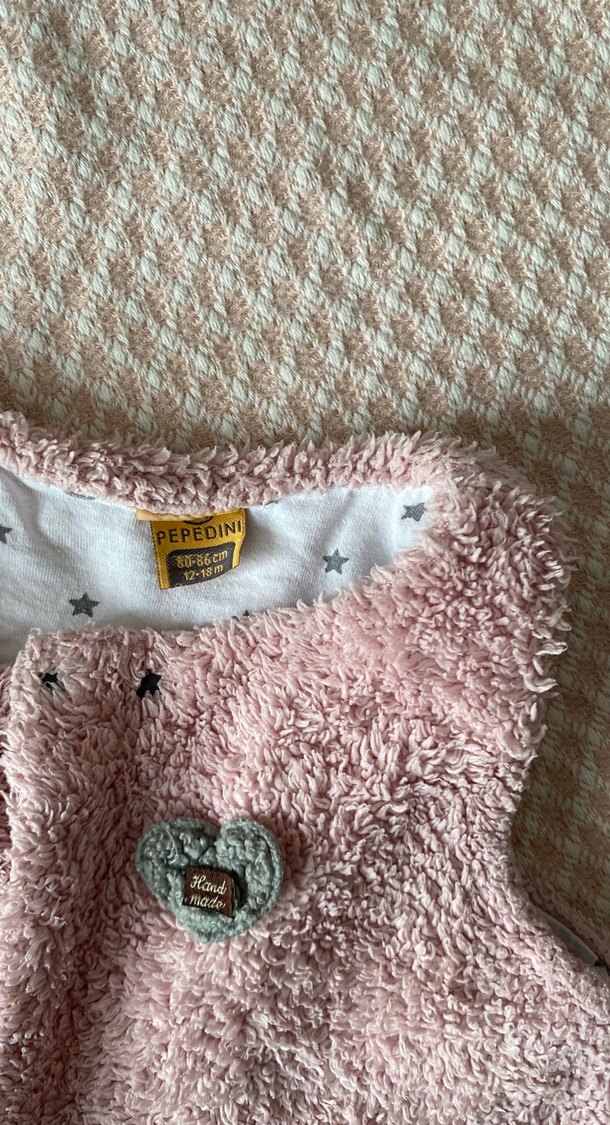 Kız Çocuk Pembe Kürklü Yelek - Görsel 2