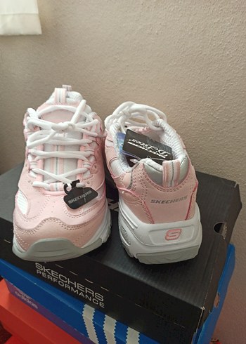 Skechers bayan ayakkabısı - Görsel 3