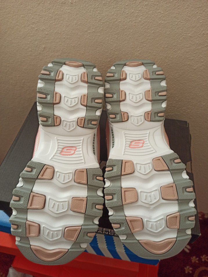 Skechers bayan ayakkabısı - Görsel 4