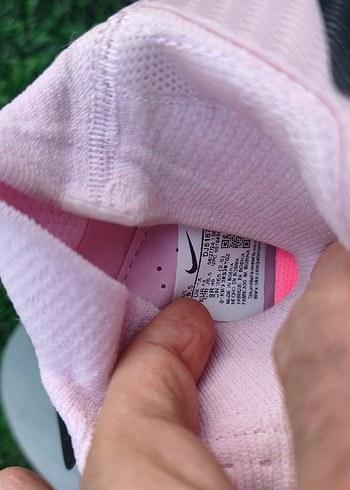 Pembe Bağcıklı Erkek Futbol Ayakkabısı - Görsel 4