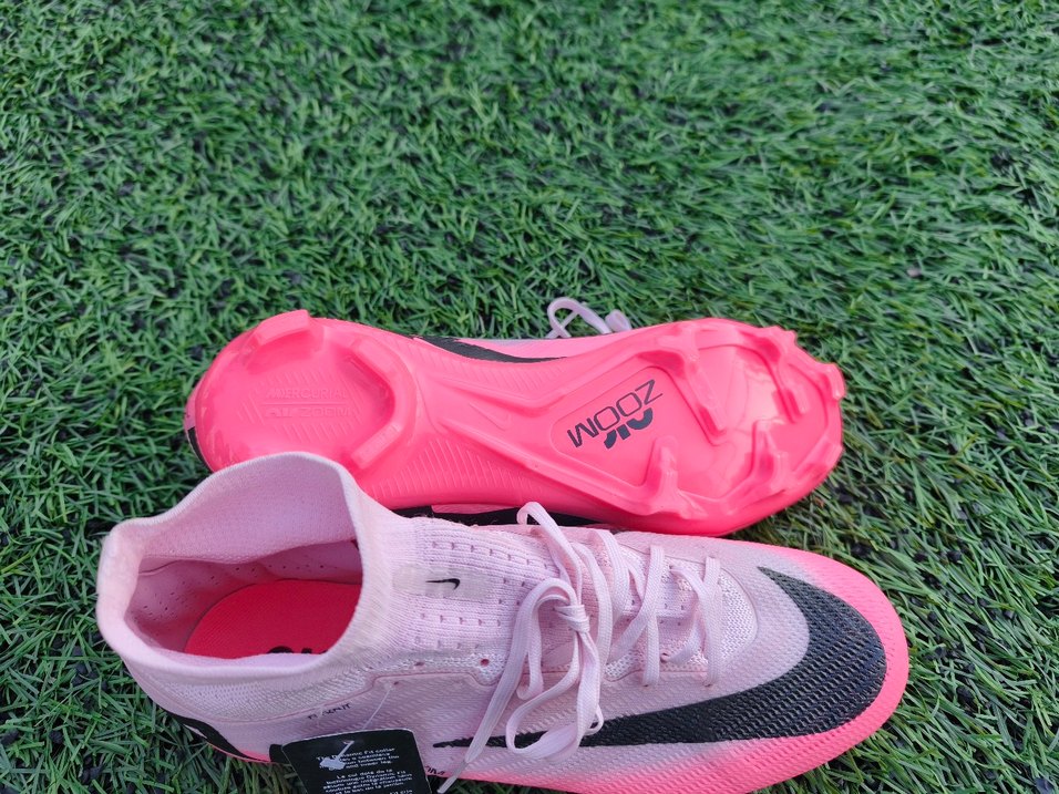 Pembe Bağcıklı Erkek Futbol Ayakkabısı - Görsel 2