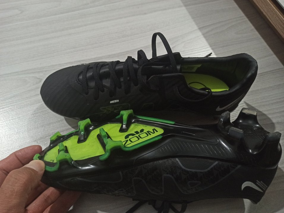 Siyah Bağcıklı Erkek Futbol Ayakkabısı - Görsel 4