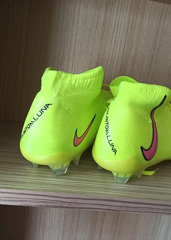 Sarı Bağcıklı Erkek Futbol Ayakkabısı - Görsel 2