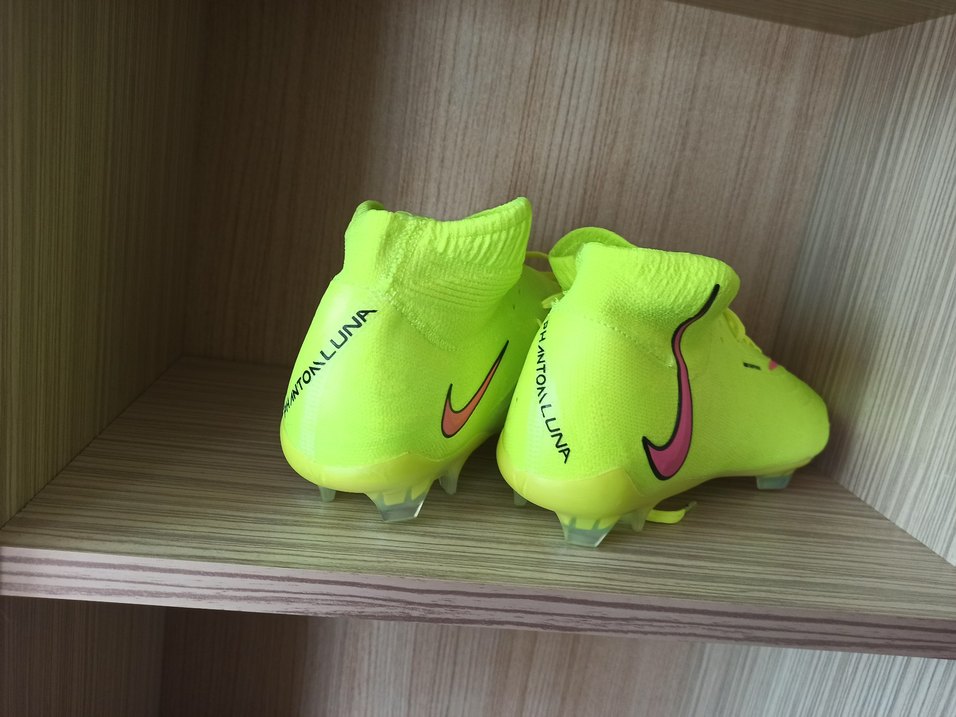 Sarı Bağcıklı Erkek Futbol Ayakkabısı - Görsel 2