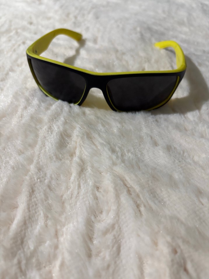 Sarı Kenarlı Siyah erkek Güneş Gözlüğü - Görsel 3