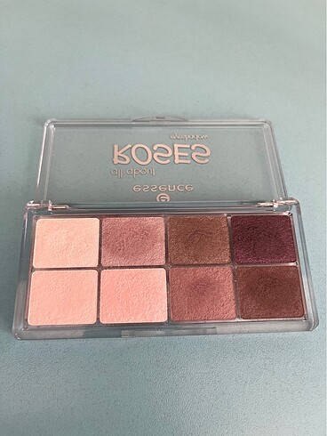 Essence Essence roses far paleti