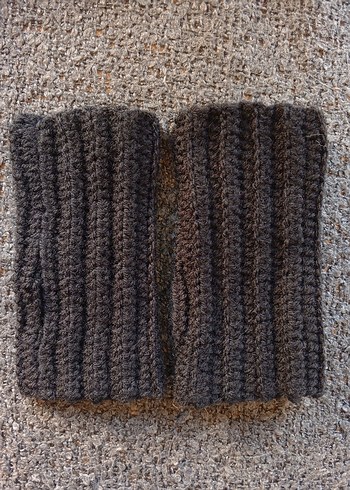 Siyah Örgü Parmaksız Eldiven - Görsel 2