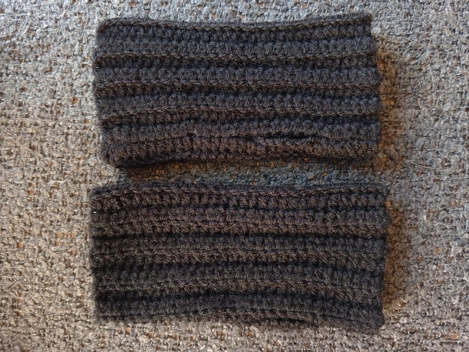 Siyah Örgü Parmaksız Eldiven - Görsel 4