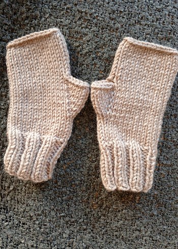 Bej Örgü Parmaksız Kadın Eldiveni - Görsel 4