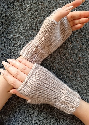 Bej Örgü Parmaksız Kadın Eldiveni - Görsel 3