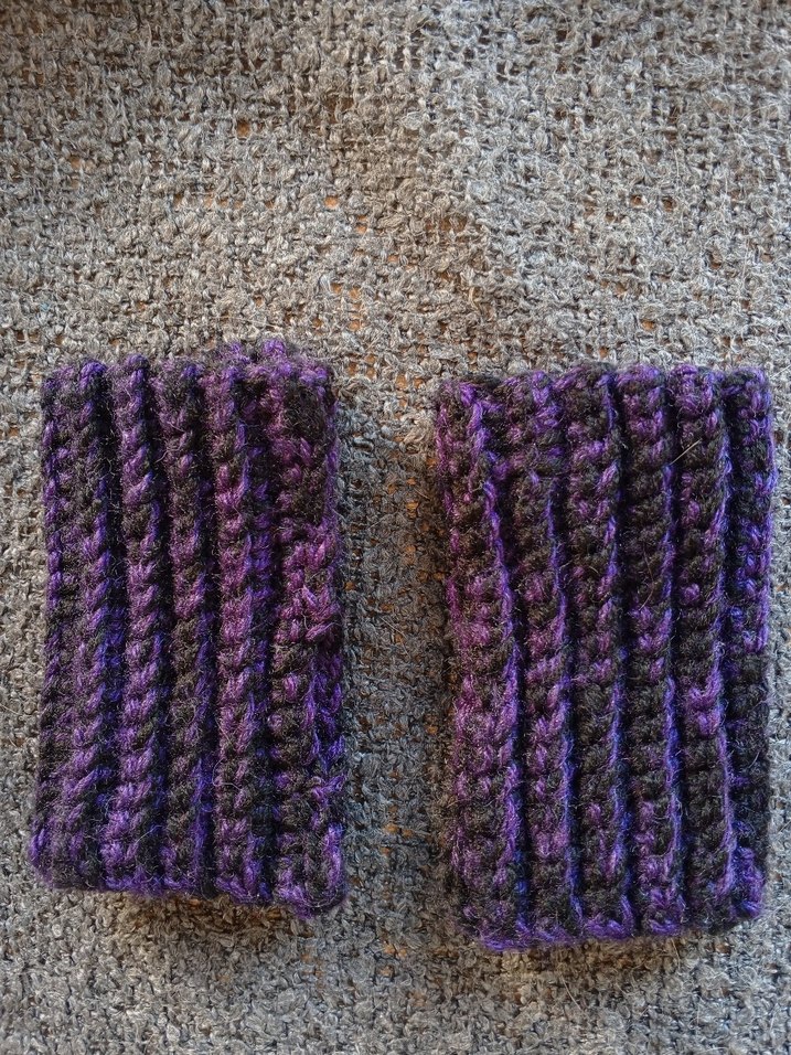 Mor Siyah Örgü Kadın Eldiveni - Görsel 2