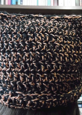 Kahverengi Örgü Kadın Bere - Görsel 2