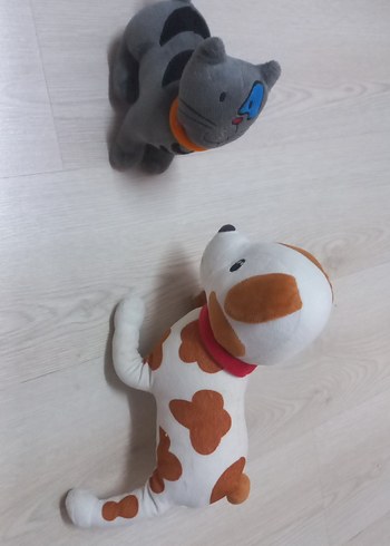 Diğer Caillou kedisi ve Pepe'nin köpeği Oyuncak Peluşlar