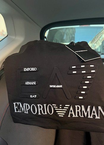 Emporio Armani Siyah Uzun Kollu Tişört - Görsel 4