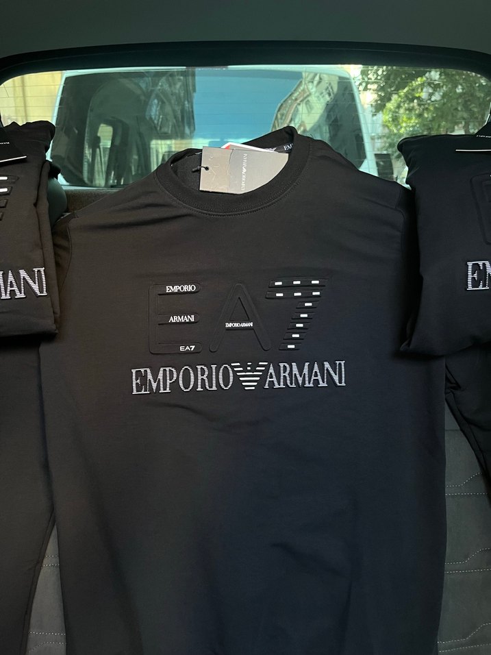 Emporio Armani Siyah Uzun Kollu Tişört - Görsel 5