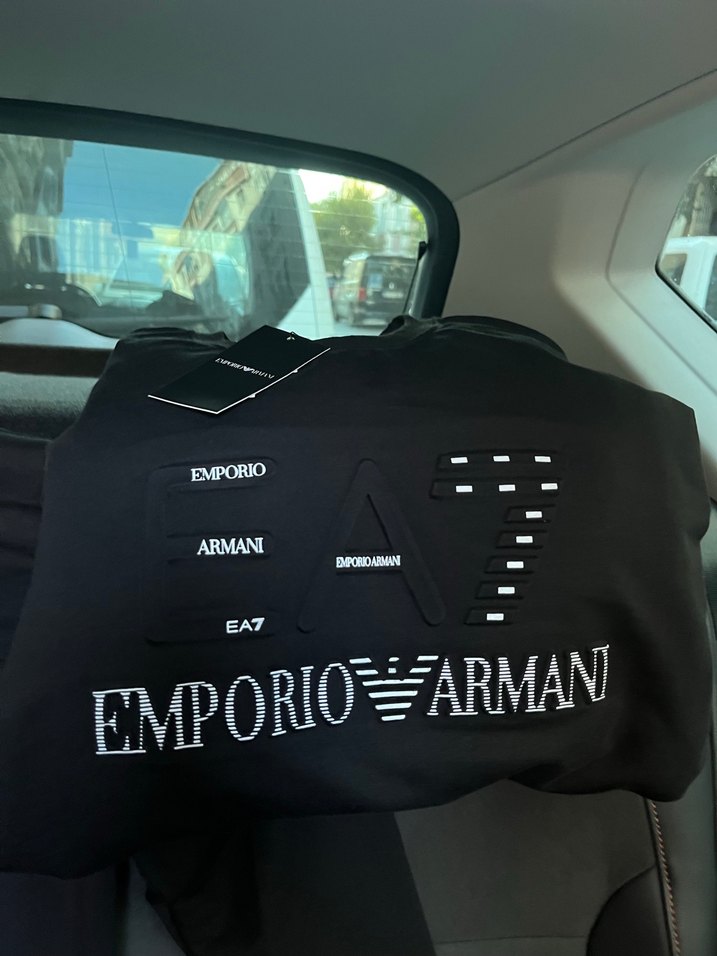 Emporio Armani Siyah Uzun Kollu Tişört - Görsel 3