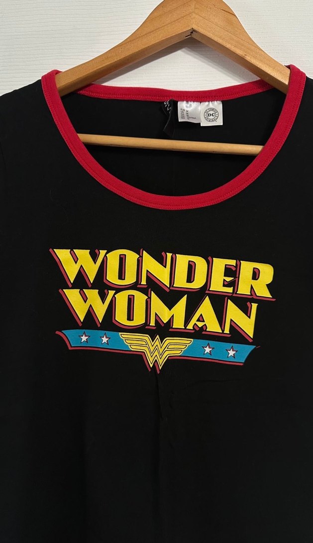 H&M Kadın Siyah Wonder Woman Baskılı Tişört - Görsel 2