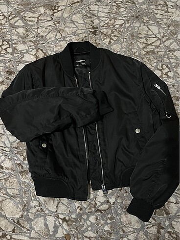 xs Beden siyah Renk Pull&Bear siyah basic bomber ceket