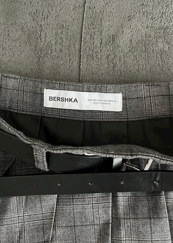 Bershka Kemerli Gri Ekose Pileli Mini Etek