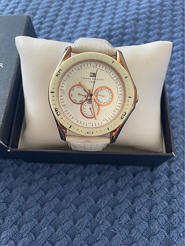 Tommy hilfiger saat