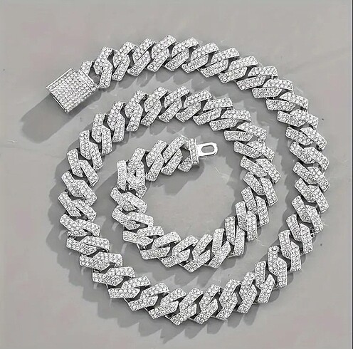 Chain kolye